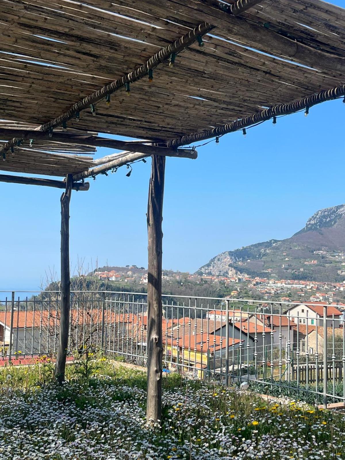 The Chalet, Guest House Agerola Exterior foto